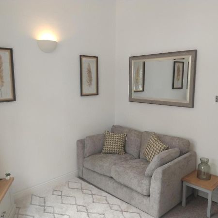 All Saints 2 Bed Apartment In Central Stamford With Parking Buitenkant foto