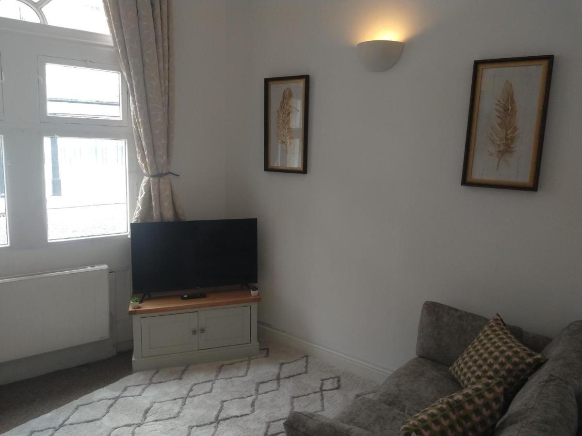 All Saints 2 Bed Apartment In Central Stamford With Parking Buitenkant foto