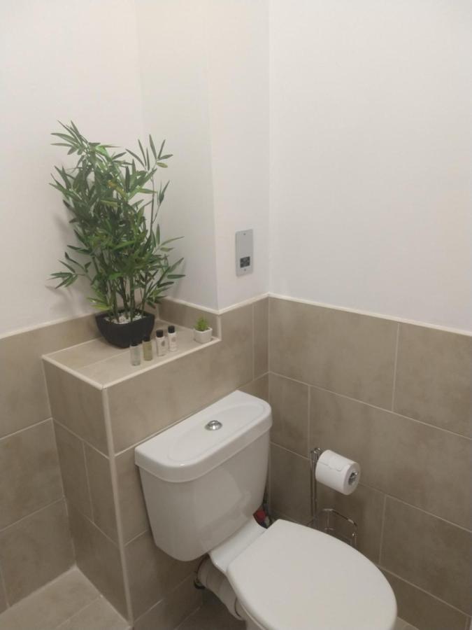 All Saints 2 Bed Apartment In Central Stamford With Parking Buitenkant foto