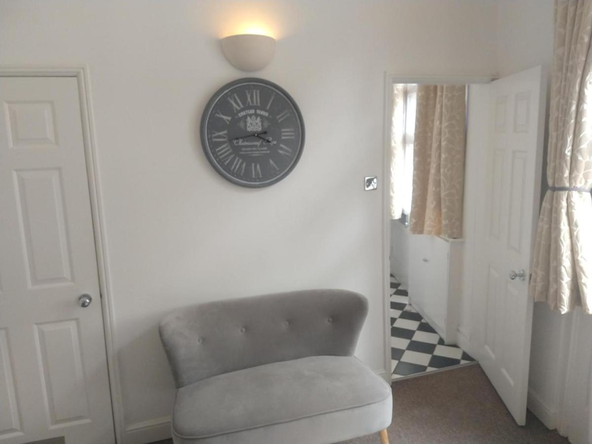 All Saints 2 Bed Apartment In Central Stamford With Parking Buitenkant foto